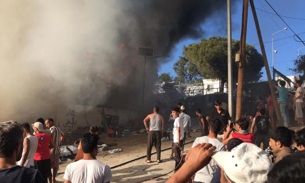 Εμπλοκή ΜΚΟ πίσω από τις φωτιές στη Μόρια;